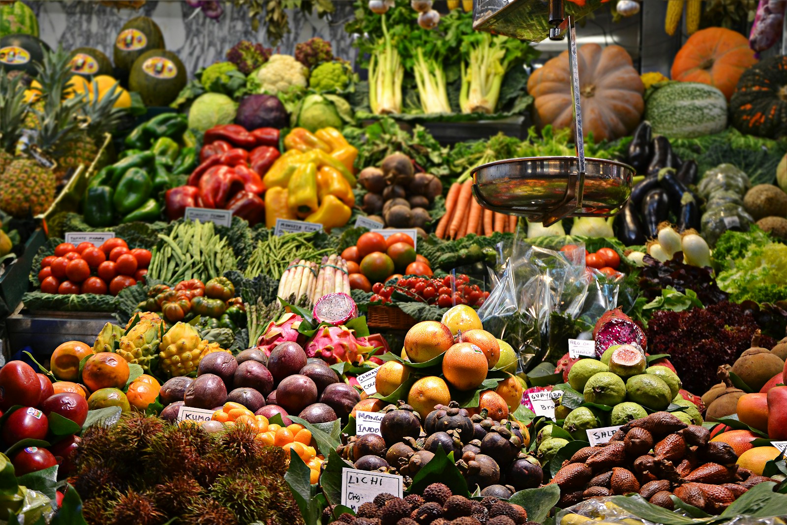 22 frutas y verduras que vuelven a crecer cada año.